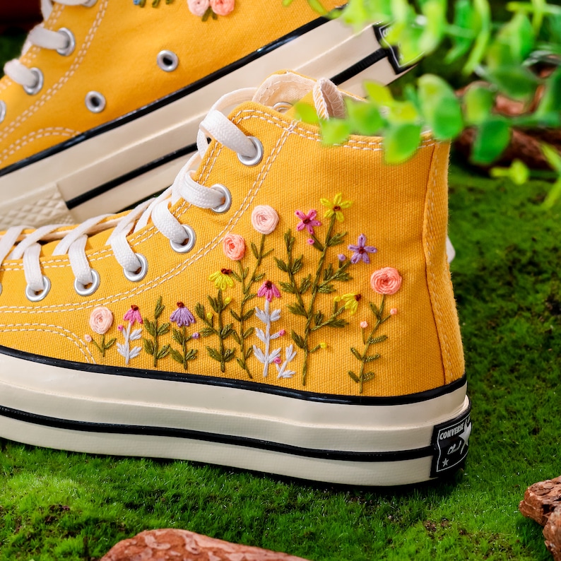 Custom Embroidery Converse High Tops, Yellow Converse Embroidered with Wildflowers, Custom Shoes Embroidery Flowers, Birthday Gift for Her