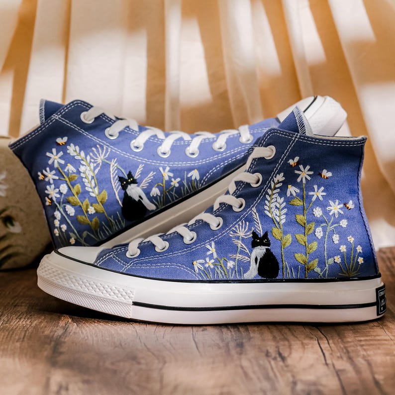 Custom Flowers and Cat Embroidered Converse Blue High Tops, Custom Converse Embroidered Floral, Pet Embroidered Shoes, Gifts for Pet Lovers