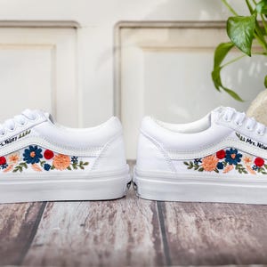 Wedding Vans for Bride, Bridal Flower Embroidered Shoes Custom, White Vans Flowers, Wedding Flowers Embroidered Sneaker Custom, Gift for Her