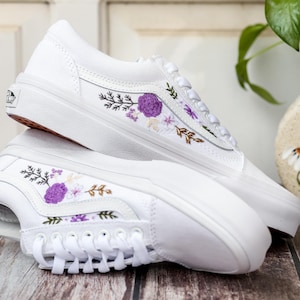 Vans Embroidery, Anniversary Date and Flower Embroidered Vans Wedding, Bridal Flower Embroidery Shoes, Personalized Shoes for Bride & Groom