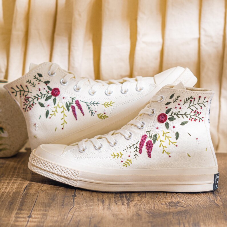 Custom Embroidered Converse Chuck Taylor High Top Womens, Converse Embroidery Floral & Leaf, Sneakers Embroidered Romantic Style, Bride Gift