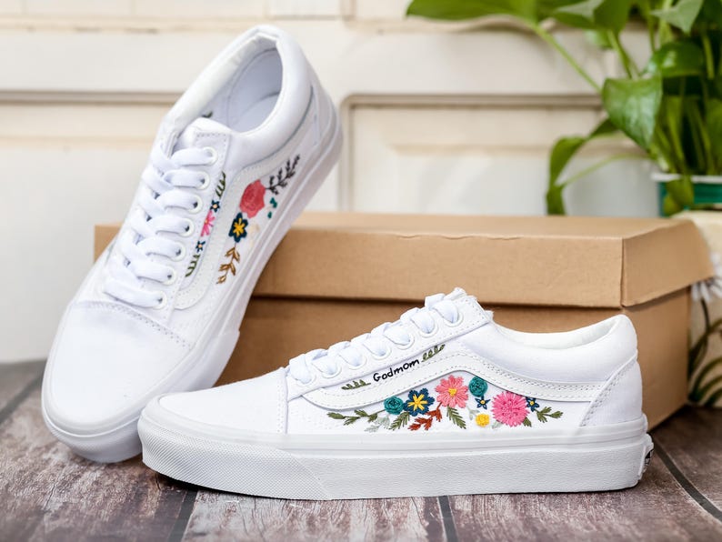 Custom Embroidered Wedding Vans, Couple’s Names Embroidered Vans Shoes, Flower Embroidered Sneaker Custom, Personalized Bridal Sneaker