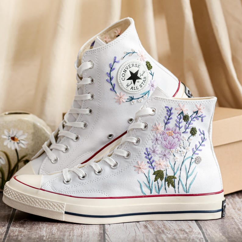 Custom Wedding Converse Platform, Wedding Flowers Embroidered Shoes Custom, Bridal Flowers Embroidered Sneakers, Wedding Flowers Embroiderey