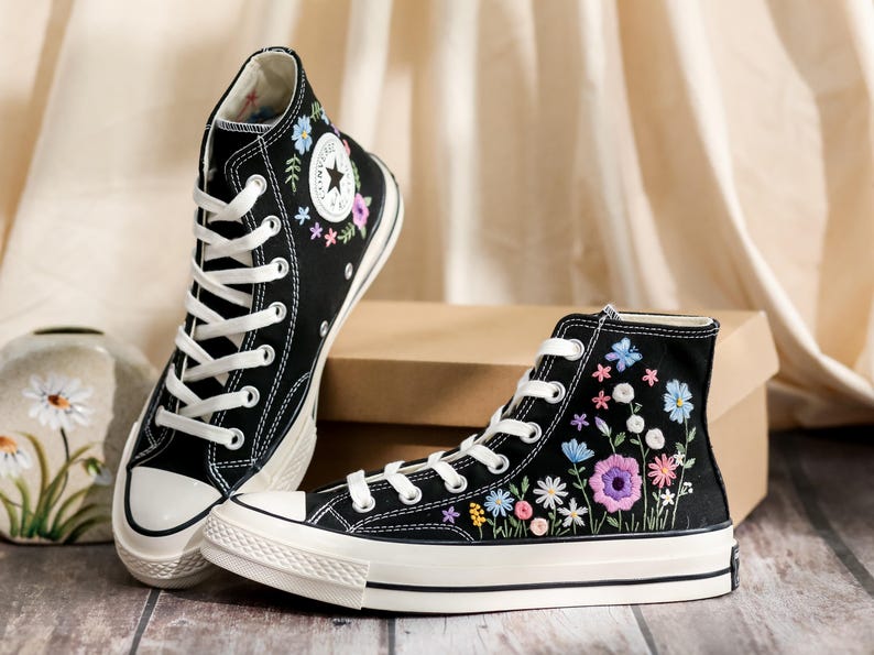 Custom Converse Chuck Taylor Embroidered Garden Flowers, Embroidered Converse Flowers, Flower Embroidered Shoes, Birthday Gifts for Her
