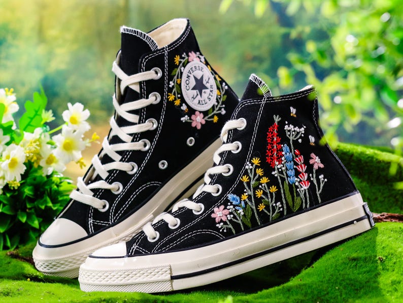 Custom Embroidered Converse High Tops, Custom Shoes Taylor 1970s Flower Embroidered, Wildflowers Embroidered Shoes, Wedding Reception Shoes