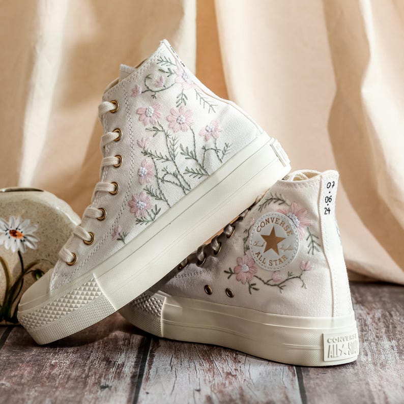 Custom Wedding Platform Shoes,Bridal Flowers Embroidered Sneakers for Bride,Embroidered Wedding Reception Shoes,Personalized Bridal Sneaker