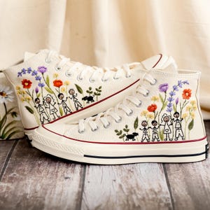 Custom Stick Figure Family Embroidered Converse, Flowers, Family Reunion Stick Figures Embroidered Shoes, Bespoke Family Gifts, Gift for Mom