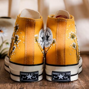 Embroidered Converse High Tops, Custom Converse Shoes with Dandelion Embroidery,  Converse Embroidered Shoes for flower lovers, Gift For Her
