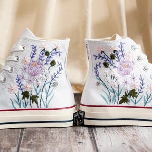 Custom Wedding Converse Platform, Wedding Flowers Embroidered Shoes Custom, Bridal Flowers Embroidered Sneakers, Wedding Flowers Embroiderey