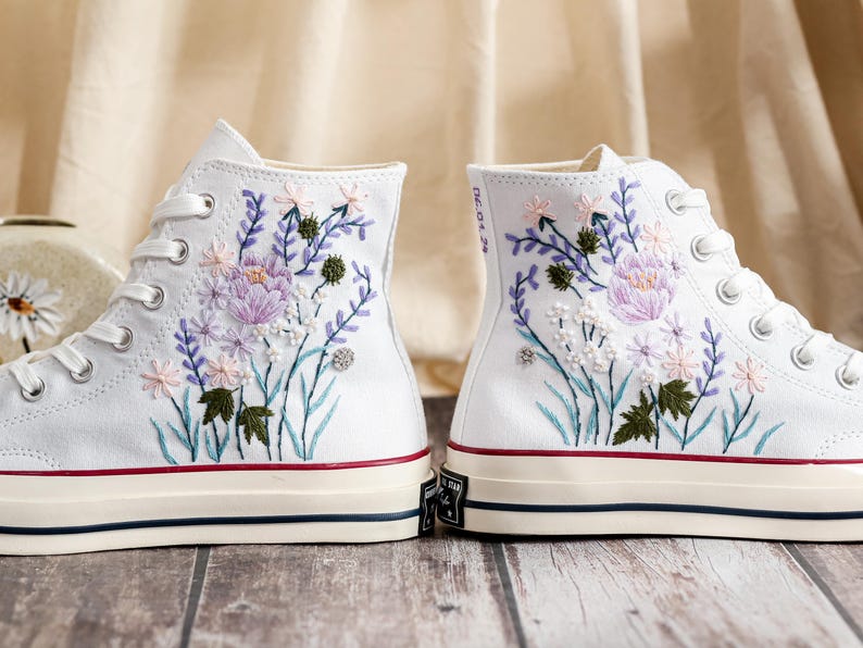 Custom Wedding Converse Platform, Wedding Flowers Embroidered Shoes Custom, Bridal Flowers Embroidered Sneakers, Wedding Flowers Embroiderey