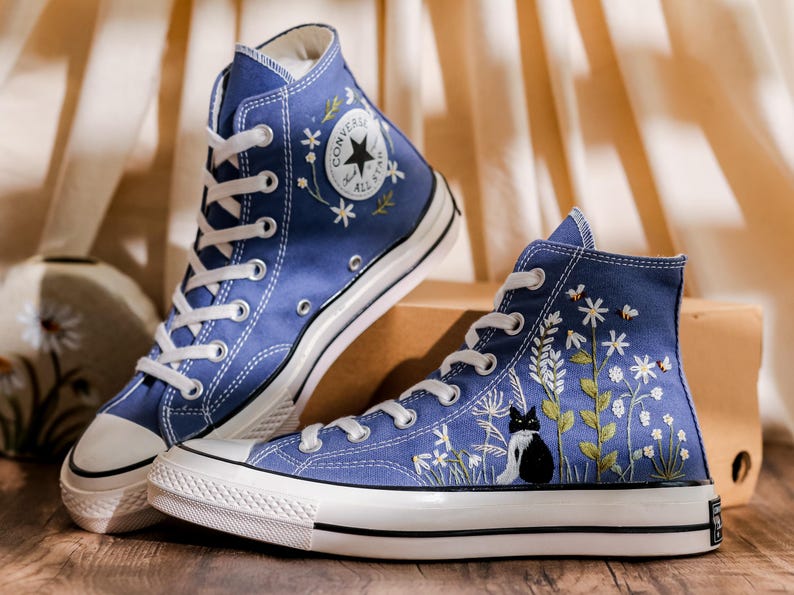 Custom Flowers and Cat Embroidered Converse Blue High Tops, Custom Converse Embroidered Floral, Pet Embroidered Shoes, Gifts for Pet Lovers