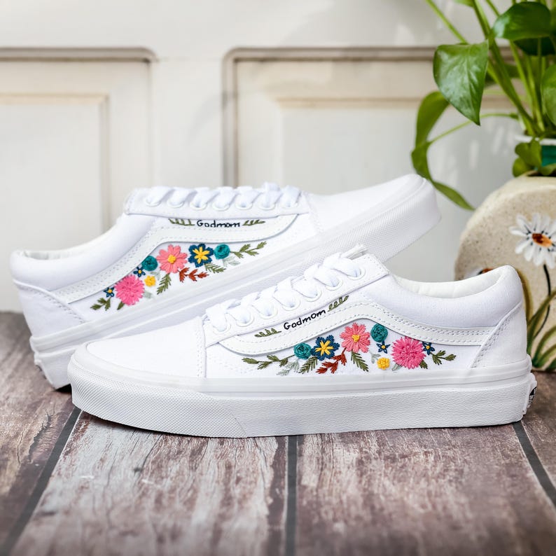 Custom Embroidered Wedding Vans, Couple’s Names Embroidered Vans Shoes, Flower Embroidered Sneaker Custom, Personalized Bridal Sneaker