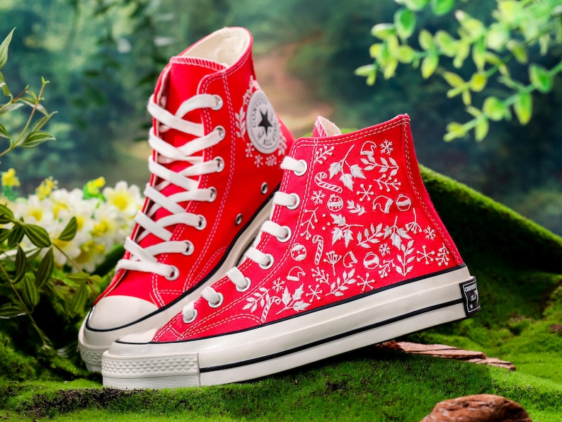 Custom Embroidered Converse Christmas, Noel and Snowflakes Embroidered Converse, Custom Shoes Embroidery Merry Christmas, Christmas Gifts