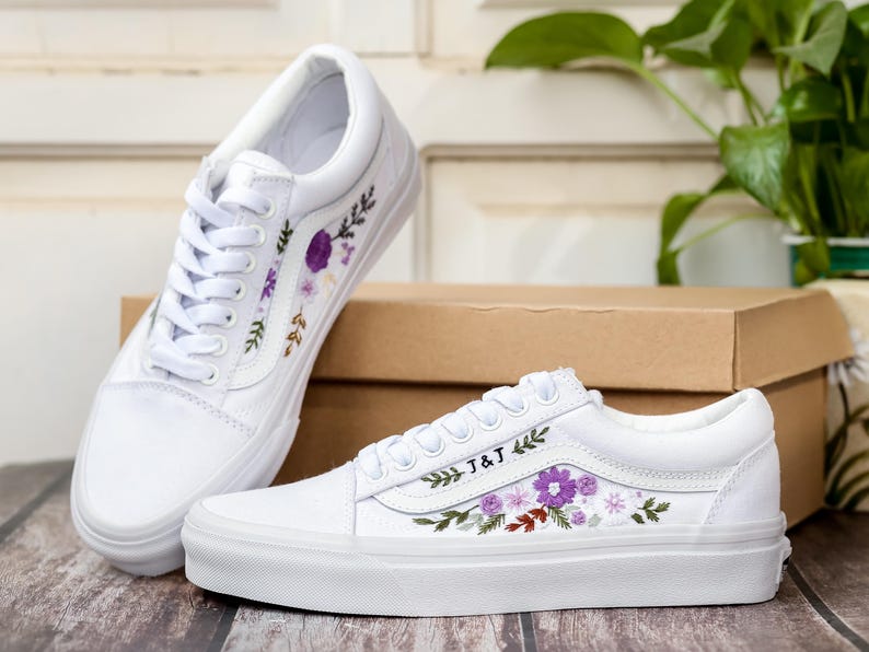Vans Embroidery, Anniversary Date and Flower Embroidered Vans Wedding, Bridal Flower Embroidery Shoes, Personalized Shoes for Bride & Groom