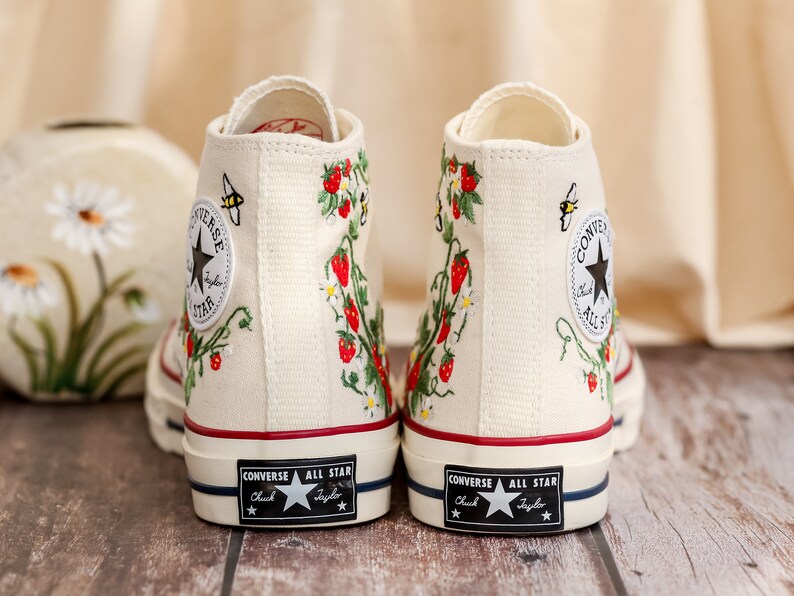 Customized Embroidery Converse Women, Bee and Strawberry Embroidered Converse, Strawberry Embroidered Shoes, Strawberry Embroidered Sneakers