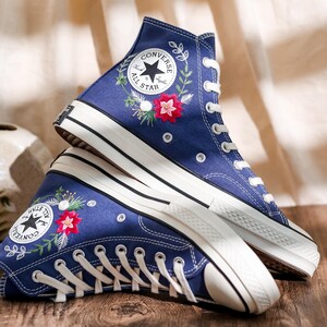 Embroidered Converse, Converse Embroidery Poinsettia Flowers, Christmas Embroidered Shoes, Snowflakes Embroidery Sneakers, Christmas Gifts