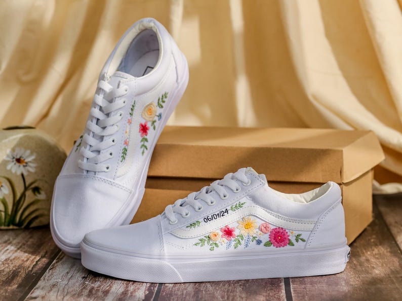 Embroidered Vans, Flower Embroidery Vans Shoes Custom, Vans Embroidery Flowers, Floral Embroidered Sneakers Custom, Birthday Gifts for Her