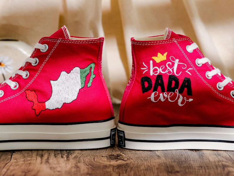 Custom Embroidered Converse , Red Converse Embroidered Flag, Italian Flag Embroidered Shoes, Flag Embroidered Snealer, Citizenship Gifts