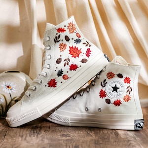 Custom Embroidered Wedding Converse, White Flowers Embroidered Sneakers for Bride, Floral Embroidered Wedding Reception Shoes, Wedding Gifts