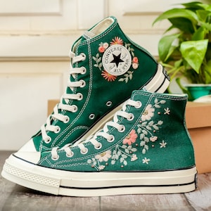 Embroidered Converse, Flower Embroidered Shoes for Women, Green Converse Embroidery Flower, Floral Embroidered Sneaker, Birthday Gifts