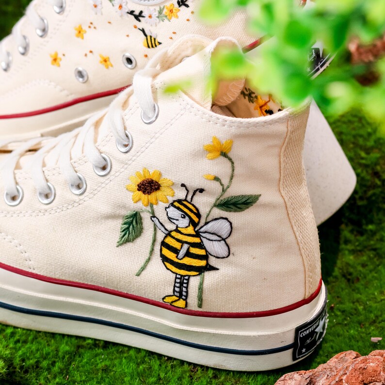 Custom Floral Converse, Bees, Sunflowers Embroidery Converse, Flower and Bee Embroidered Shoes, Unique Custom Floral Sneakers, Gift For Her