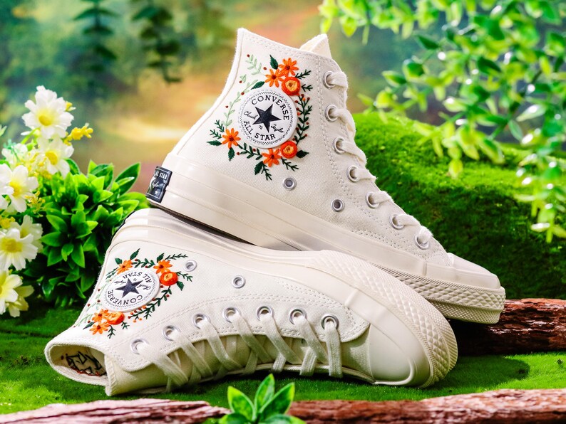Wedding Converse for Bride, Bridal Flowers Embroidered Shoes for Wedding, Boho Wedding Flower Embroidered Shoes, Wedding Gift for Bridal