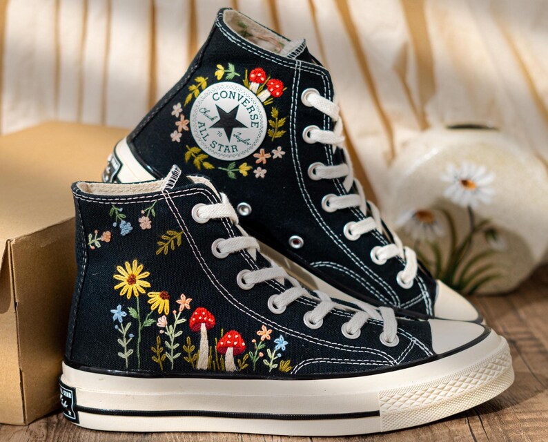 Vintage Embroidered Converse High Top, Handmade Floral & Mushroom Embroidery Converse Shoes, Custom Embroidered Sneakers Black, Fashion Gift