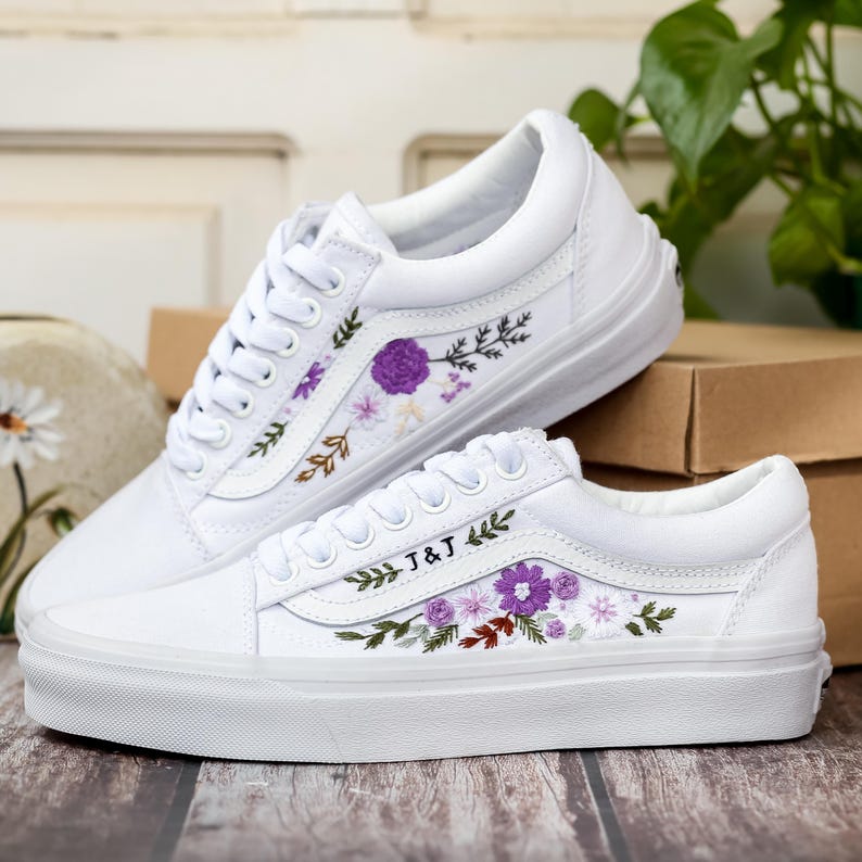 Vans Embroidery, Anniversary Date and Flower Embroidered Vans Wedding, Bridal Flower Embroidery Shoes, Personalized Shoes for Bride & Groom