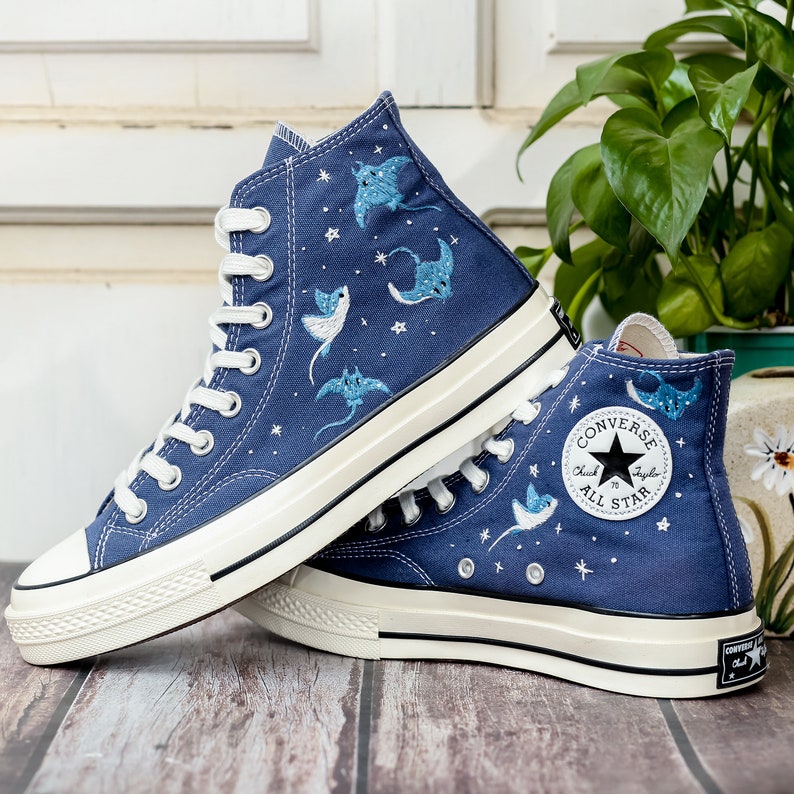 Custom Embroidered Converse High Tops, Custom Converse Chuck Taylor 1970s Manta Ray Embroidered, Ocean Embroidered Shoes Custom, Ocean Gifts