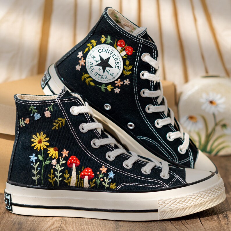 Vintage Embroidered Converse High Top, Handmade Floral & Mushroom Embroidery Converse Shoes, Custom Embroidered Sneakers Black, Fashion Gift