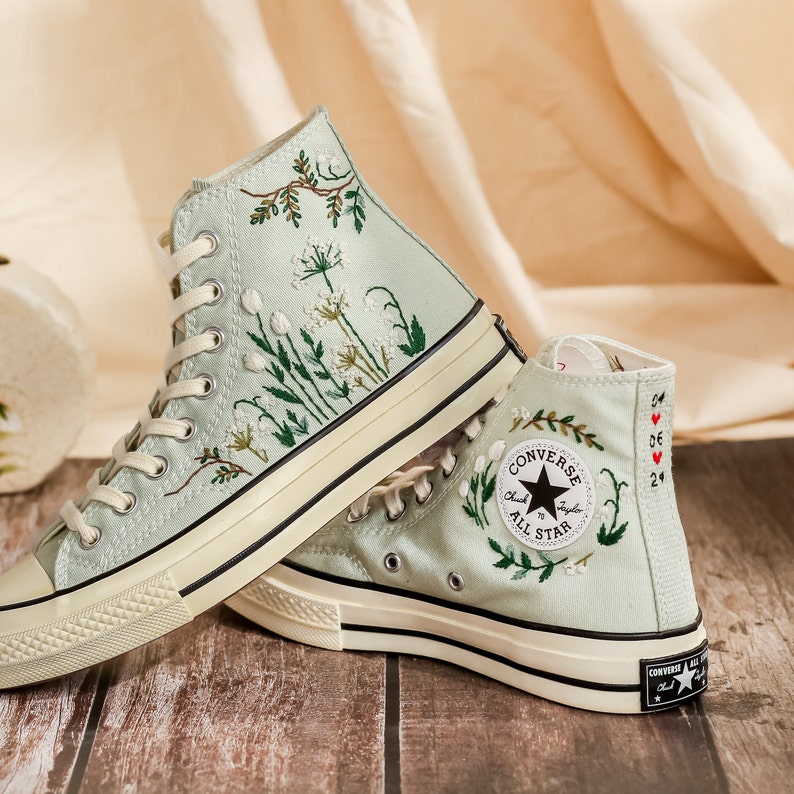 Customized Embroidered Converse High Tops, Flower Embroidered Shoes Women, Personalized Sneakers, Wedding Converse for Bride, Handmade Gift
