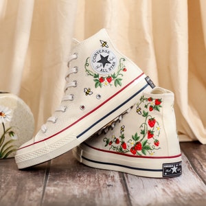 Customized Embroidery Converse Women, Bee and Strawberry Embroidered Converse, Strawberry Embroidered Shoes, Strawberry Embroidered Sneakers