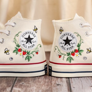 Customized Embroidery Converse Women, Bee and Strawberry Embroidered Converse, Strawberry Embroidered Shoes, Strawberry Embroidered Sneakers