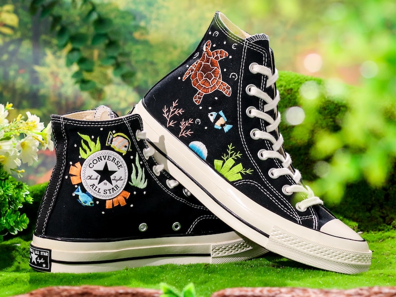 Embroidered Converse Ocean, Octopus Embroidered Shoes Custom, Converse Embroidery Turtle and Octopus, Ocean Embroidered Sneaker, Diver Gifts