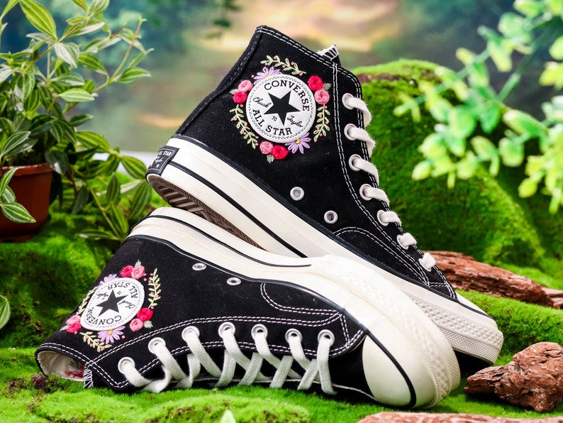 Embroidered Converse, Bridal Flower Embroidered Shoes, Wedding Flower Embroidered Sneakers, Personalized Bridal Sneaker, Custom Wedding