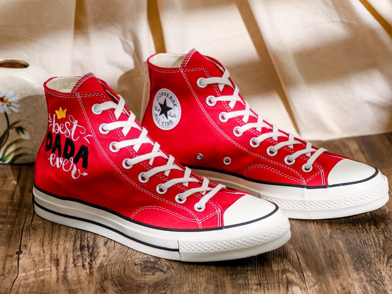 Custom Embroidered Converse , Red Converse Embroidered Flag, Italian Flag Embroidered Shoes, Flag Embroidered Snealer, Citizenship Gifts