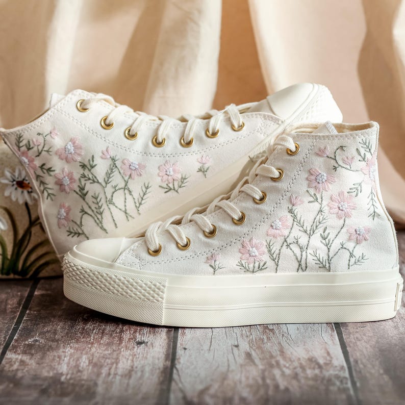 Custom Wedding Platform Shoes,Bridal Flowers Embroidered Sneakers for Bride,Embroidered Wedding Reception Shoes,Personalized Bridal Sneaker