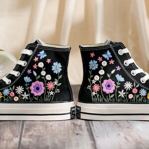 Custom Converse Chuck Taylor Embroidered Garden Flowers, Embroidered Converse Flowers, Flower Embroidered Shoes, Birthday Gifts for Her