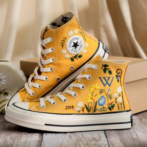 Custom Converse Chuck Taylor Embroidered Flowers & Initials, Embroidered Converse Flowers, Flower Embroidered Shoes, Birthday Gifts for Her