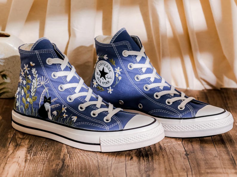 Custom Flowers and Cat Embroidered Converse Blue High Tops, Custom Converse Embroidered Floral, Pet Embroidered Shoes, Gifts for Pet Lovers