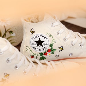 Customized Embroidery Converse Women, Bee and Strawberry Embroidered Converse, Strawberry Embroidered Shoes, Strawberry Embroidered Sneakers