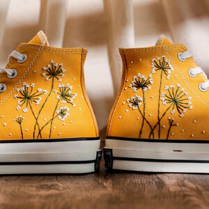 Embroidered Converse High Tops, Custom Converse Shoes with Dandelion Embroidery,  Converse Embroidered Shoes for flower lovers, Gift For Her