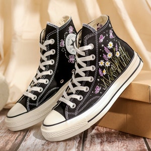 Embroidered Converse High Tops, Daisy, Lavender Flowers Embroidered Shoes, Converse Embroidery Butterfly, Floral, Anniversary Gifts for Her