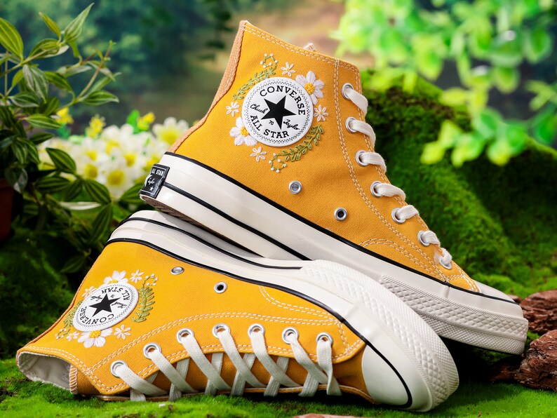 Custom Converse Embroidered Shoes, Flower Embroidered Converse, Floral Embroidery Sneakers, Daisy Embroidered Converse, Wedding Gifts