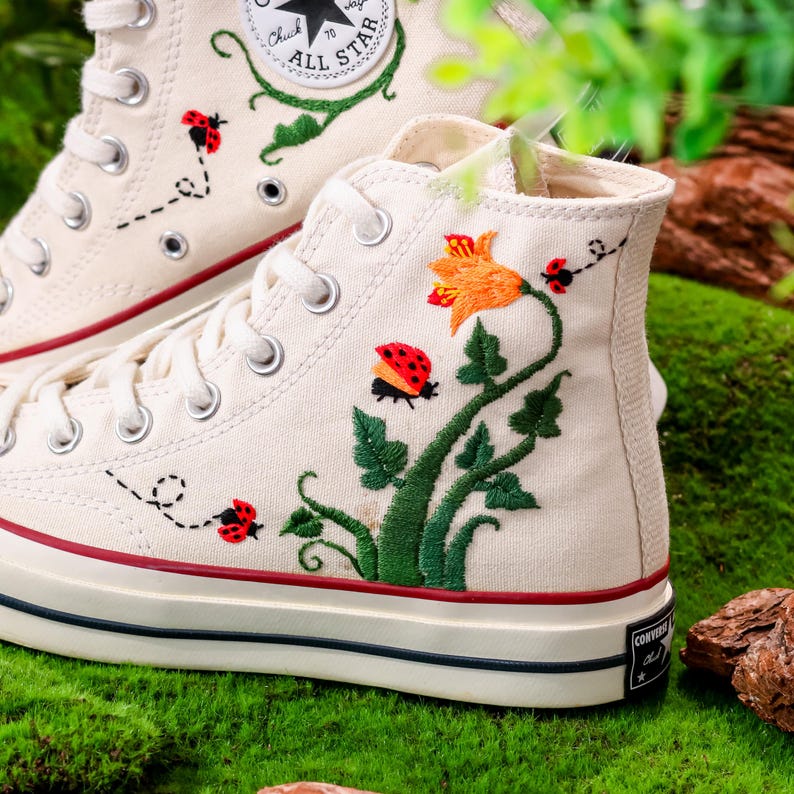 Custom Converse Embroidery, Trumpet Creeper Flower Embroidered Converse, Trumpet Vine and Ladybug Embroidered Shoes Custom , Gift for Her