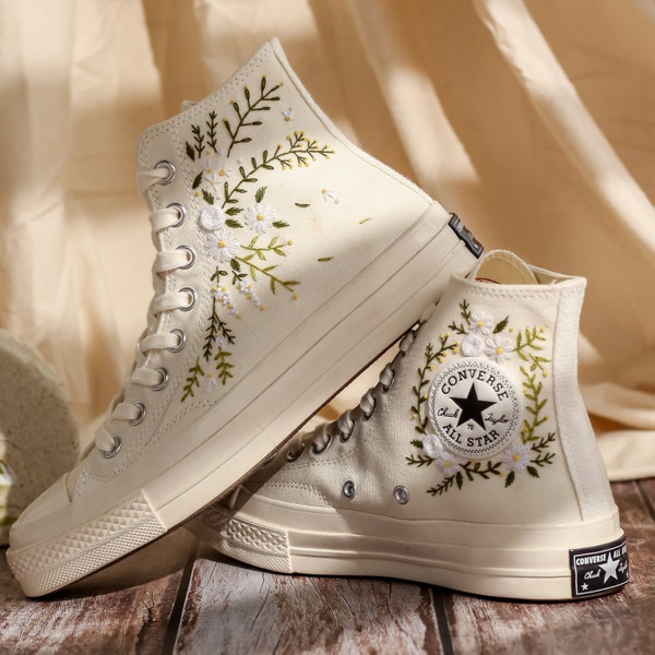 Custom Embroidered Wedding Converse, White Flowers Embroidered Sneakers for Bride, Embroidered Wedding Reception Shoes, Wedding Gifts