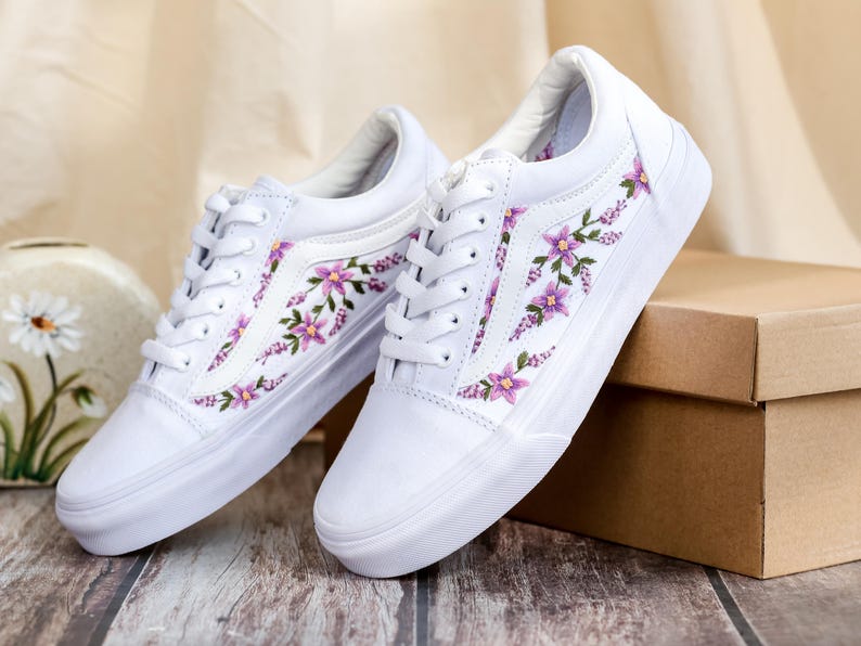 Embroidered Vans Custom, Purple Lily Embroidery Vans for Bridel, Flower Embroidered Shoe, Sneaker Embroidery Floral, Meaningful Wedding Gift