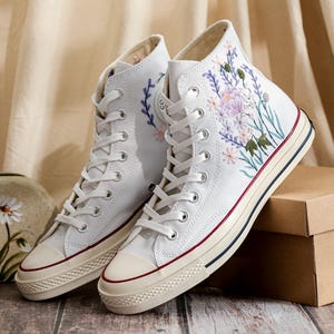 Custom Wedding Converse Platform, Wedding Flowers Embroidered Shoes Custom, Bridal Flowers Embroidered Sneakers, Wedding Flowers Embroiderey