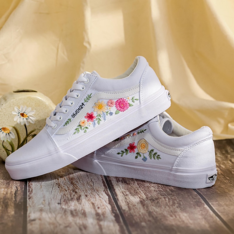 Embroidered Vans, Flower Embroidery Vans Shoes Custom, Vans Embroidery Flowers, Floral Embroidered Sneakers Custom, Birthday Gifts for Her