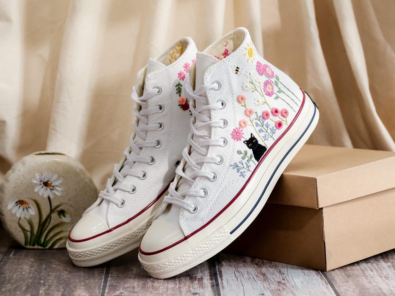 Cat Embroidered Converse, Flower Cat Embroidered Converse, Embroidered Converse Custom Pet, Cat Embroidered Sneakers, Birthday Gift